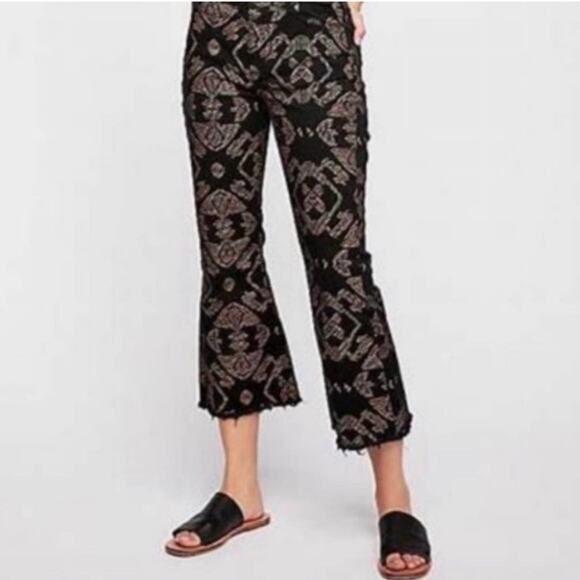 New Scotch & Soda Maison Crop Kick Flare
Printed Jeans Size 25 - Picture 2 of 12